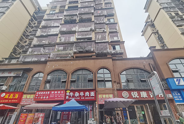 江陽(yáng)區(qū)利民路三段11號(hào)樓37號(hào)（拉菲小鎮(zhèn)商業(yè)房第二次拍賣(mài)）